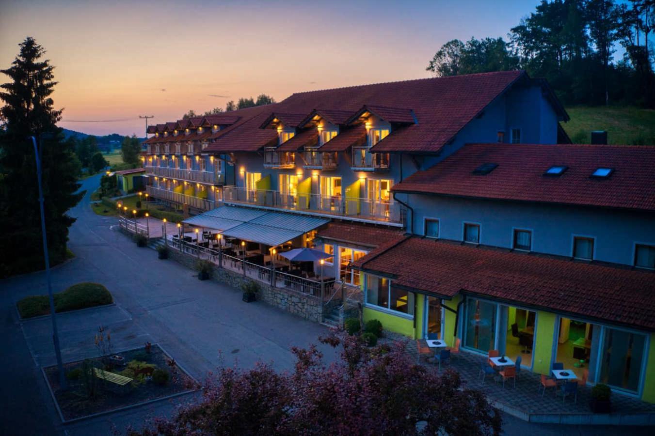 Hotel & Spa Reibener-Hof Konzell Buitenkant foto